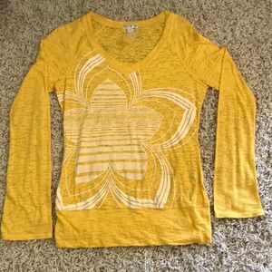 Size small yellow Roxy shirt